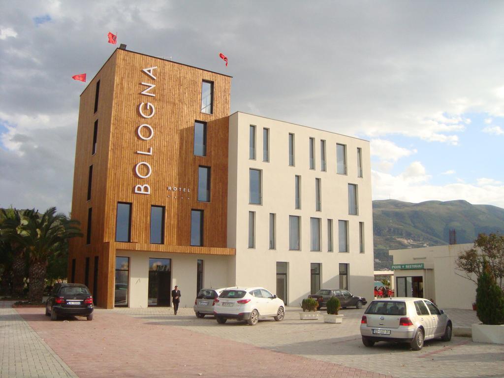 Hotel Bologna วญอเรอ ภายนอก รูปภาพ